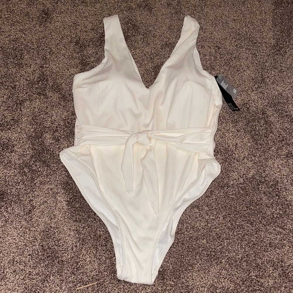 NWT ribbed one piece bathing suit